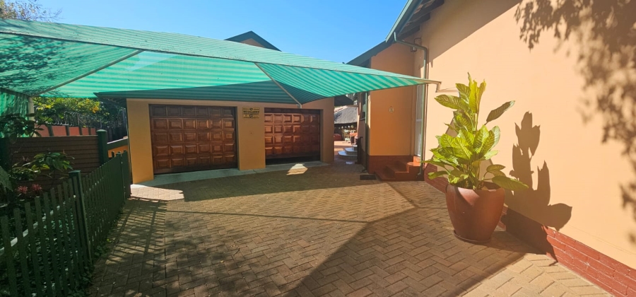 3 Bedroom Property for Sale in Protea Park North West